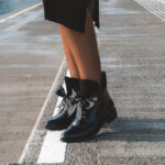 Skórzane sztyblety kokardziaki czarne