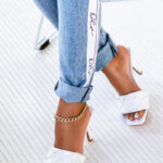 Klapki plecione na szpilce Madam Veneto białe