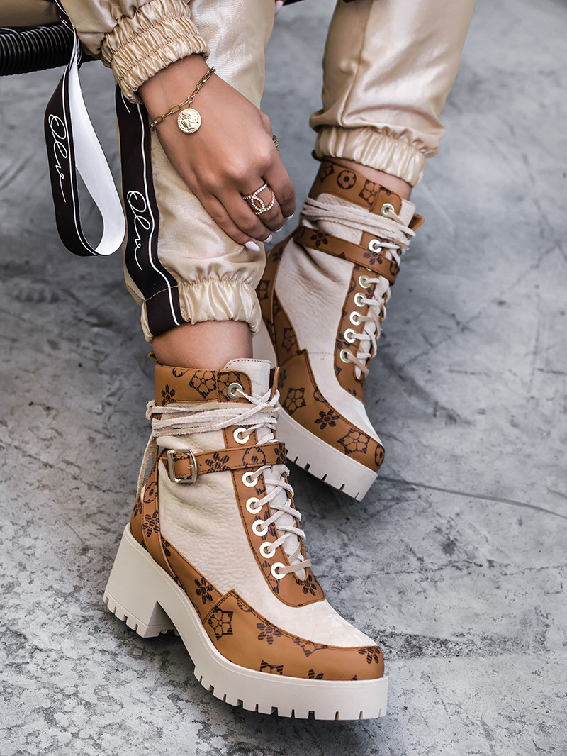 Botki skórzane Madam Dessero beżowe