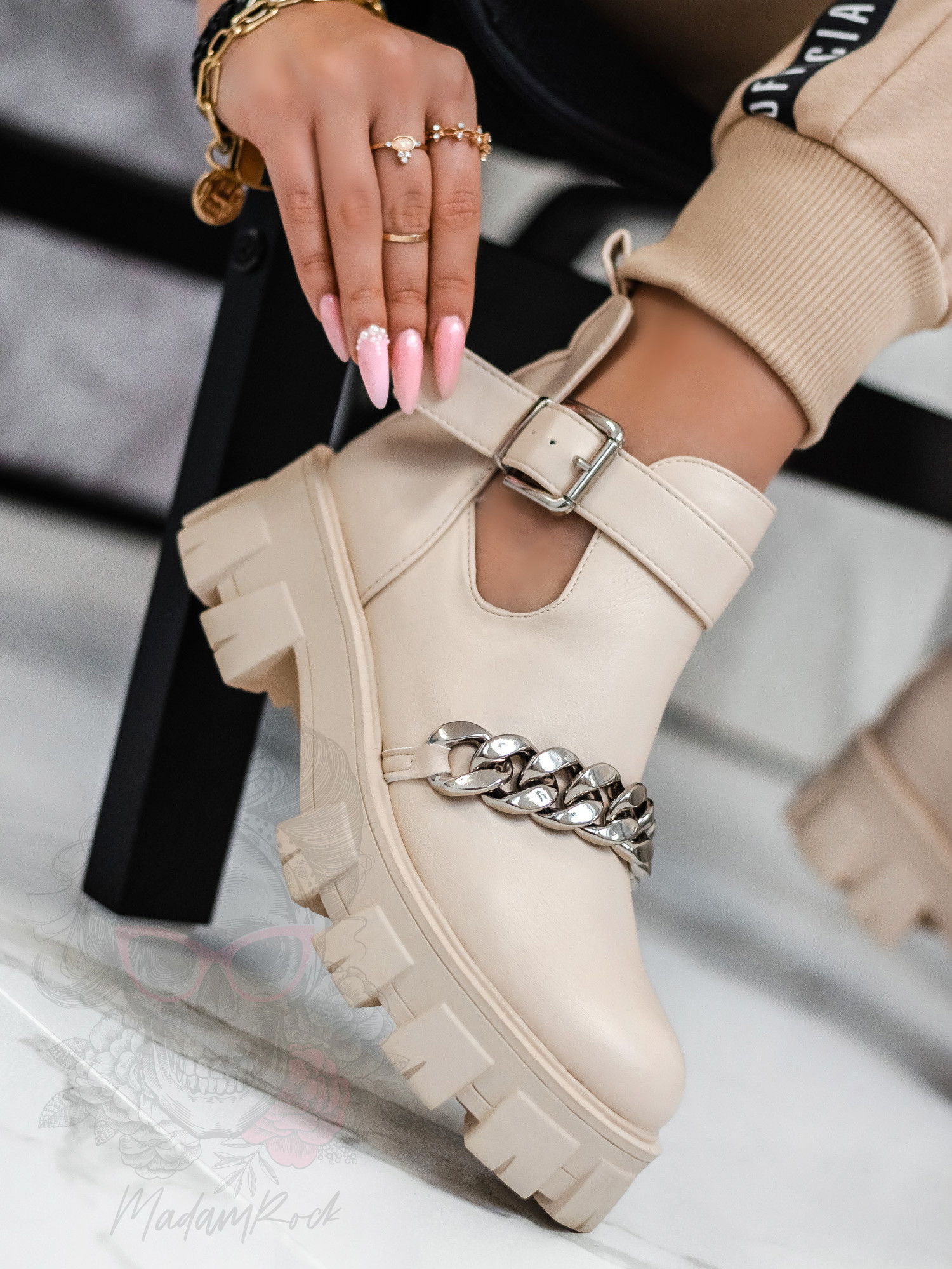 Botki trapery z łańcuchem Rock Strand beżowy