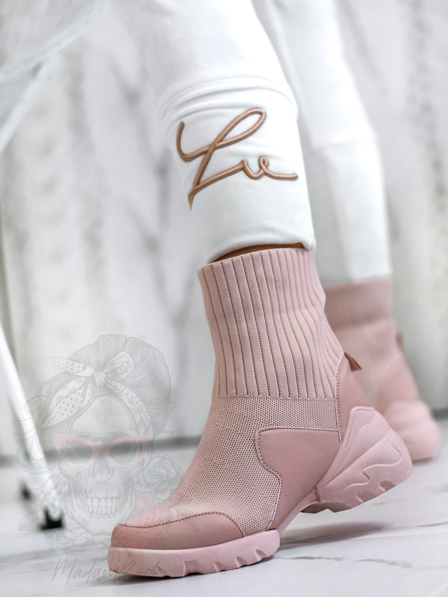 Botki skarpety Madam Beters pudrowe