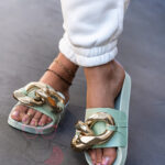 Klapki z ogniwem Madam OnTime oliwka