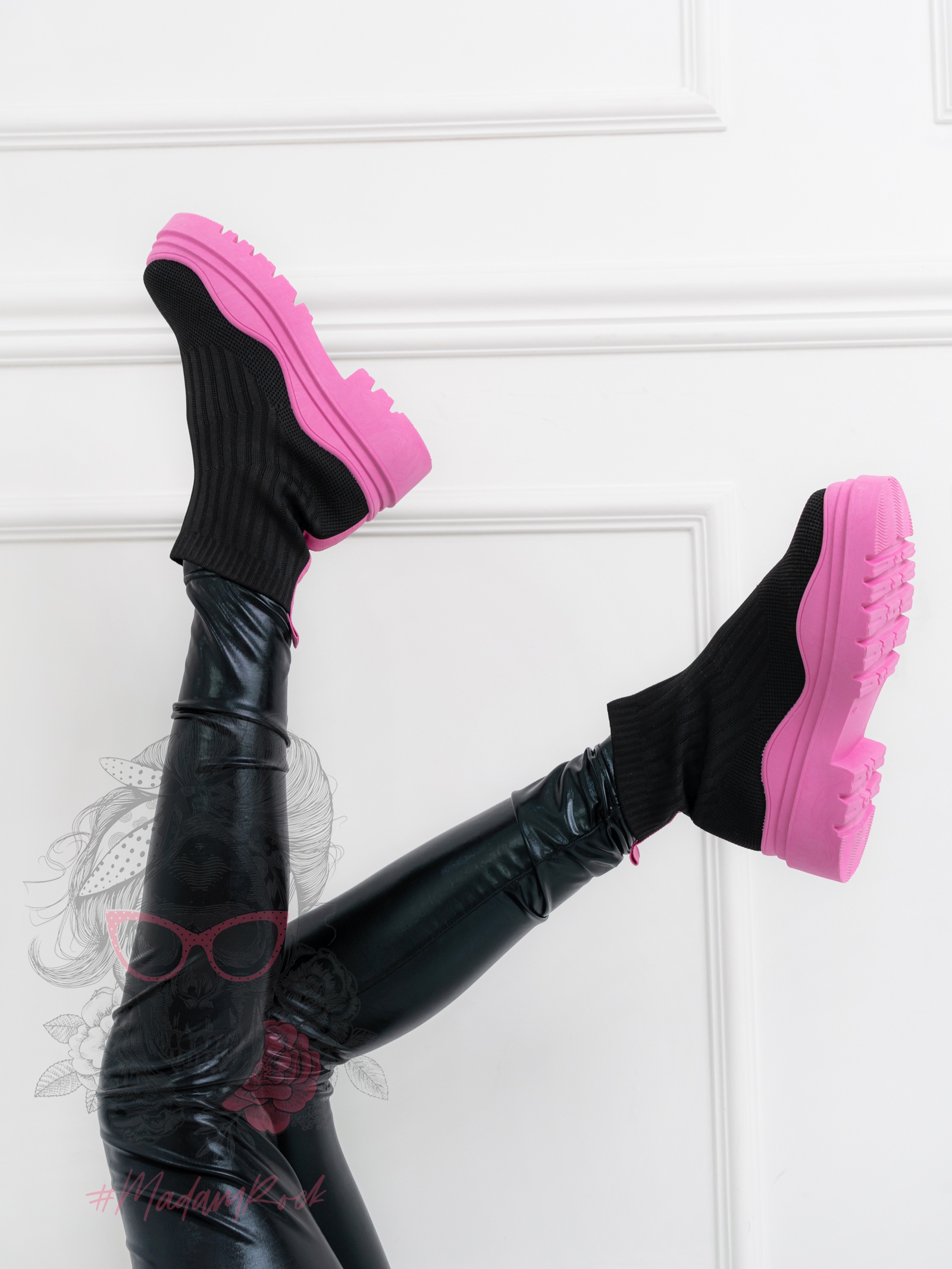 -WYPRZEDANE-Botki skarpety Madam Tendo czarno-różowe -WYPRZEDANE-Botki skarpety Madam Tendo czarno-różowe