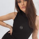 Top prążkowany logowany Rose czarny