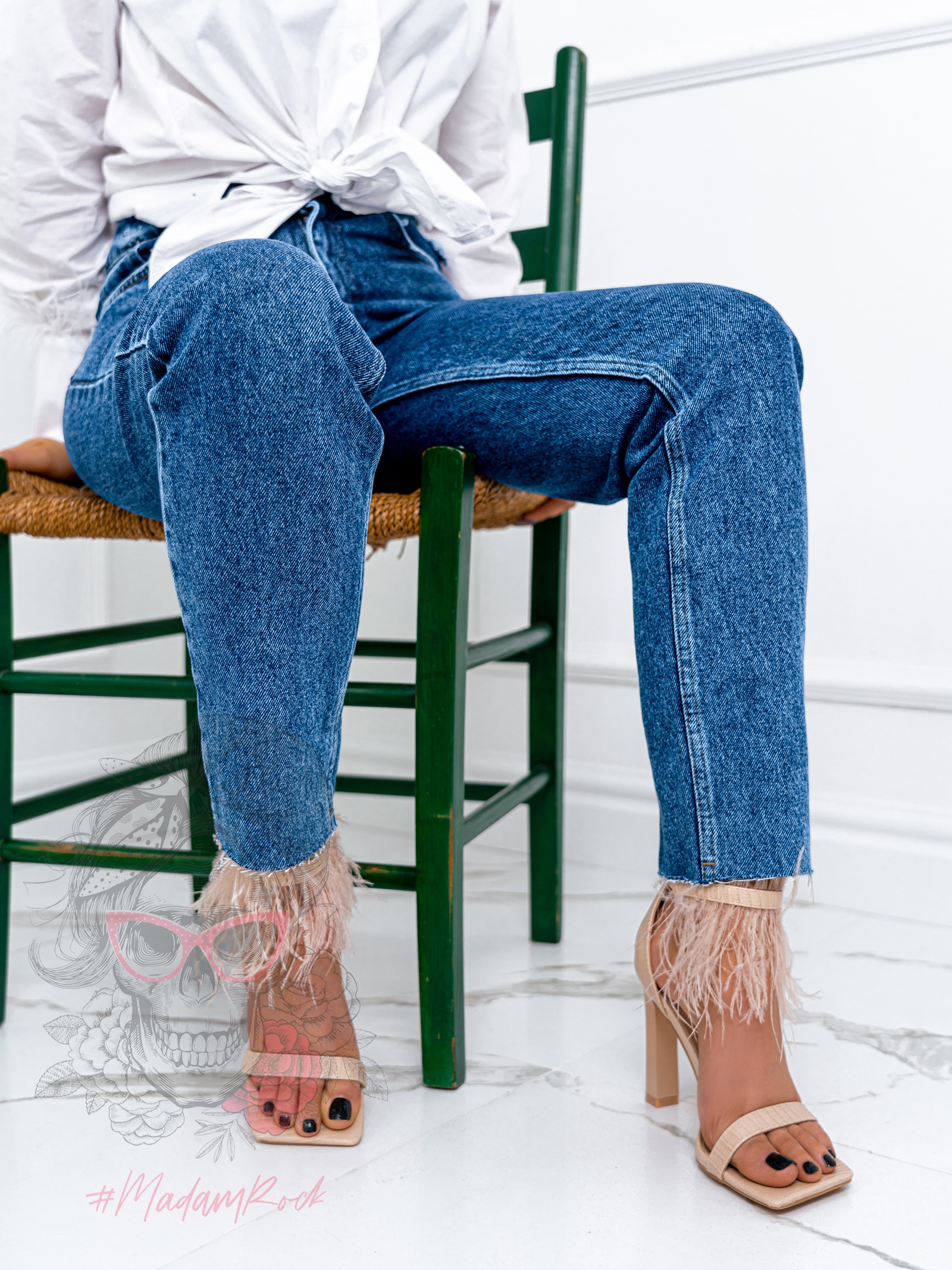 Sandały z piórami Madam Sontre beżowe Sandały z piórami Madam Sontre beżowe