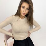 Bluzka sweterkowa dopasowana Vin beżowa