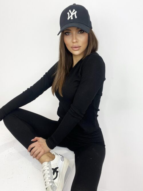 Komplet prążkowany Linda czarny