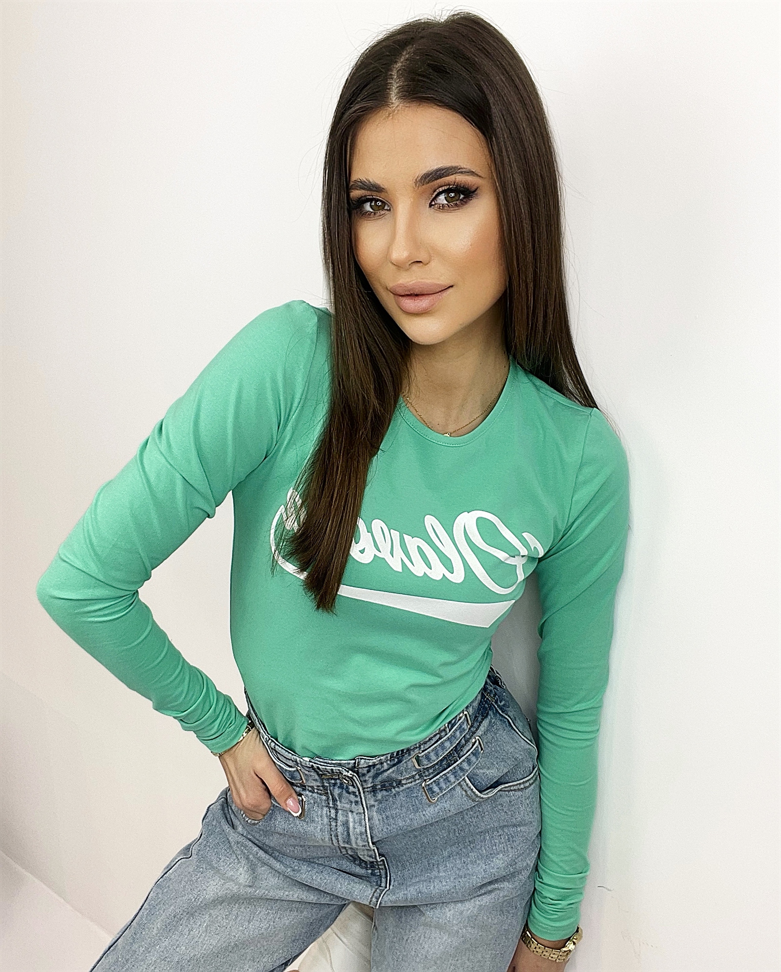 Body klasyczne z nadrukiem Amy seledynowe