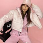 Kurtka bomberka logowana O'la Voga Print pudrowa