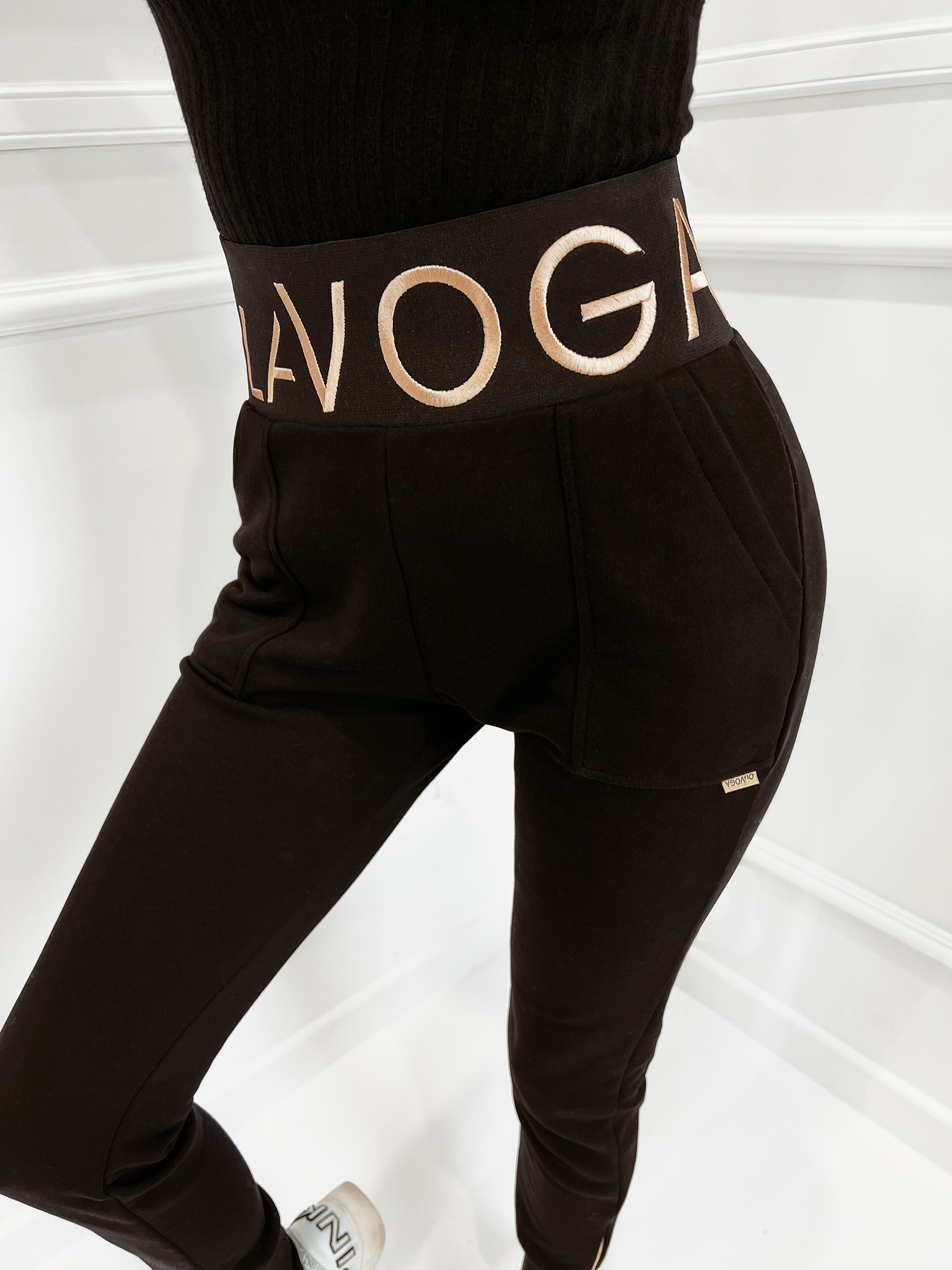 - WYPRZEDANE - PREORDER Spodnie bawełniane logowane Big Logo czarne