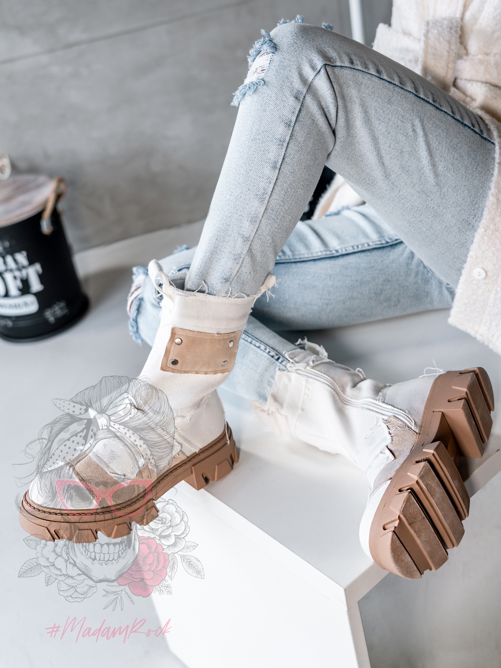 Trapery wiosenne Rock Relaxat białe