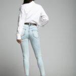 - WYPRZEDANE - Koszula z piórami ConGusto biała