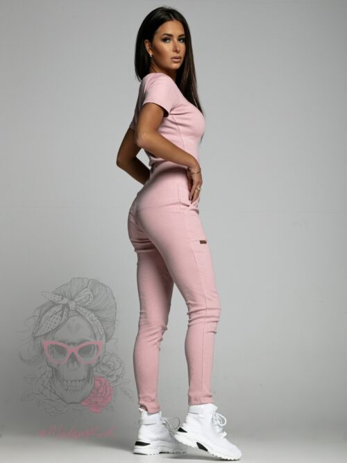 Komplet prążkowany LA Claro pudrowy