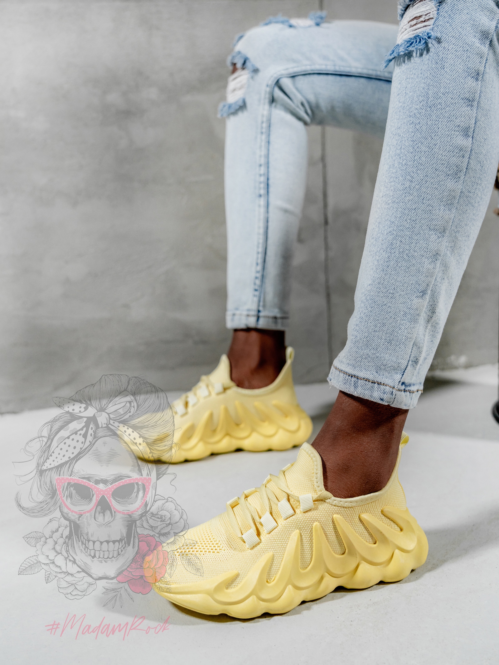 - WYPRZEDANE - Buty sportowe Madam Despertar żółte