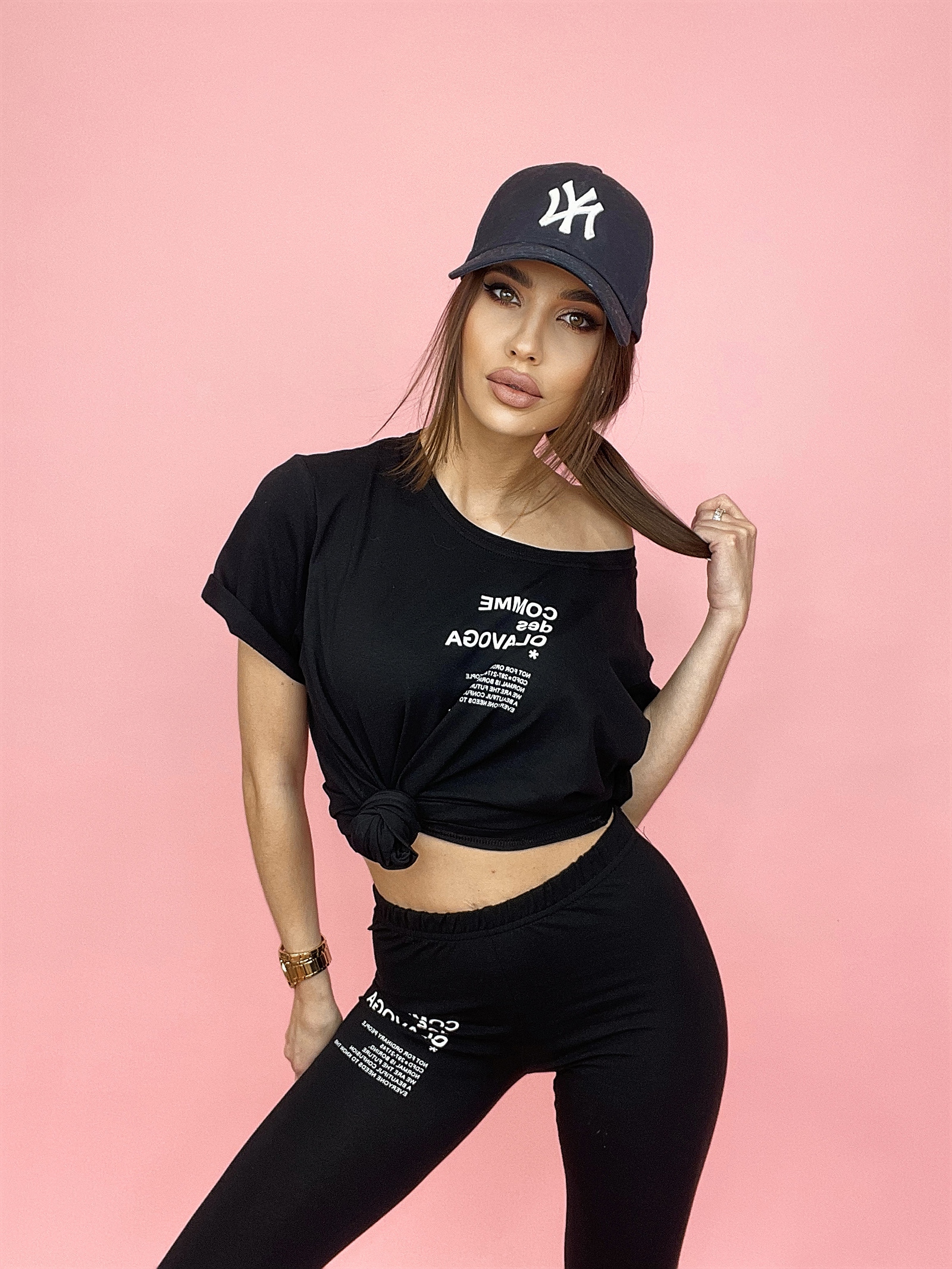 - WYPRZEDANE - T-shirt bawełniany Kiara czarny