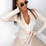 Kombinezon dopasowany welurowy Cler beżowy