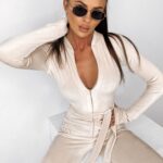 Kombinezon dopasowany welurowy Cler beżowy