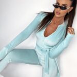 Kombinezon dopasowany welurowy Cler błękitny