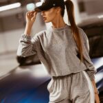 Komplet welurowy Logo Stripe Woman szary