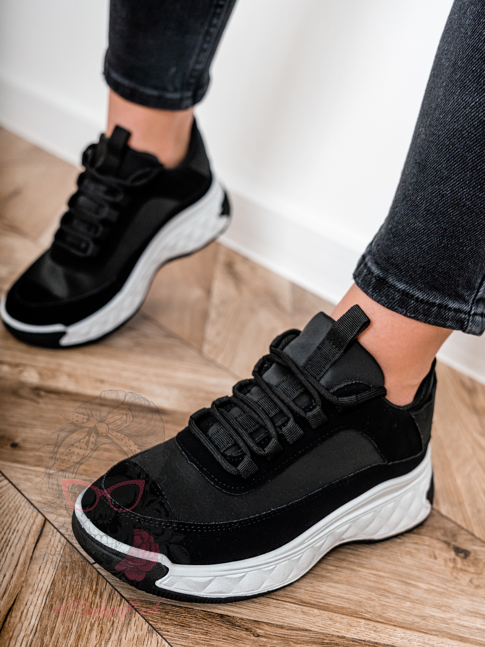 -wyprzedane-Buty sportowe Madam Osslo czarne