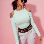 Bluzka z odkrytymi ramionami Neck miętowa