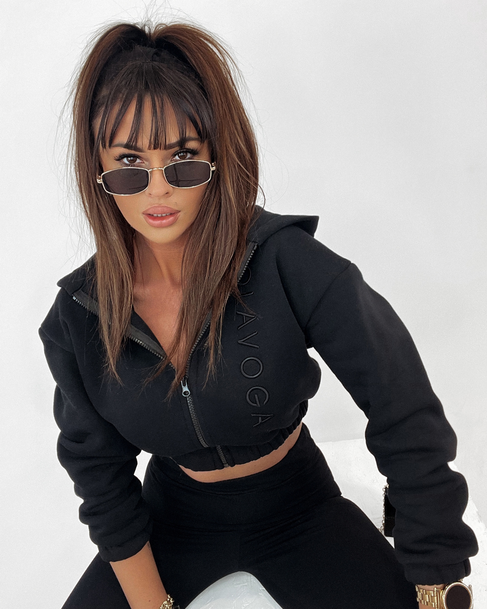 Bluza krótka z zipem Tina czarna