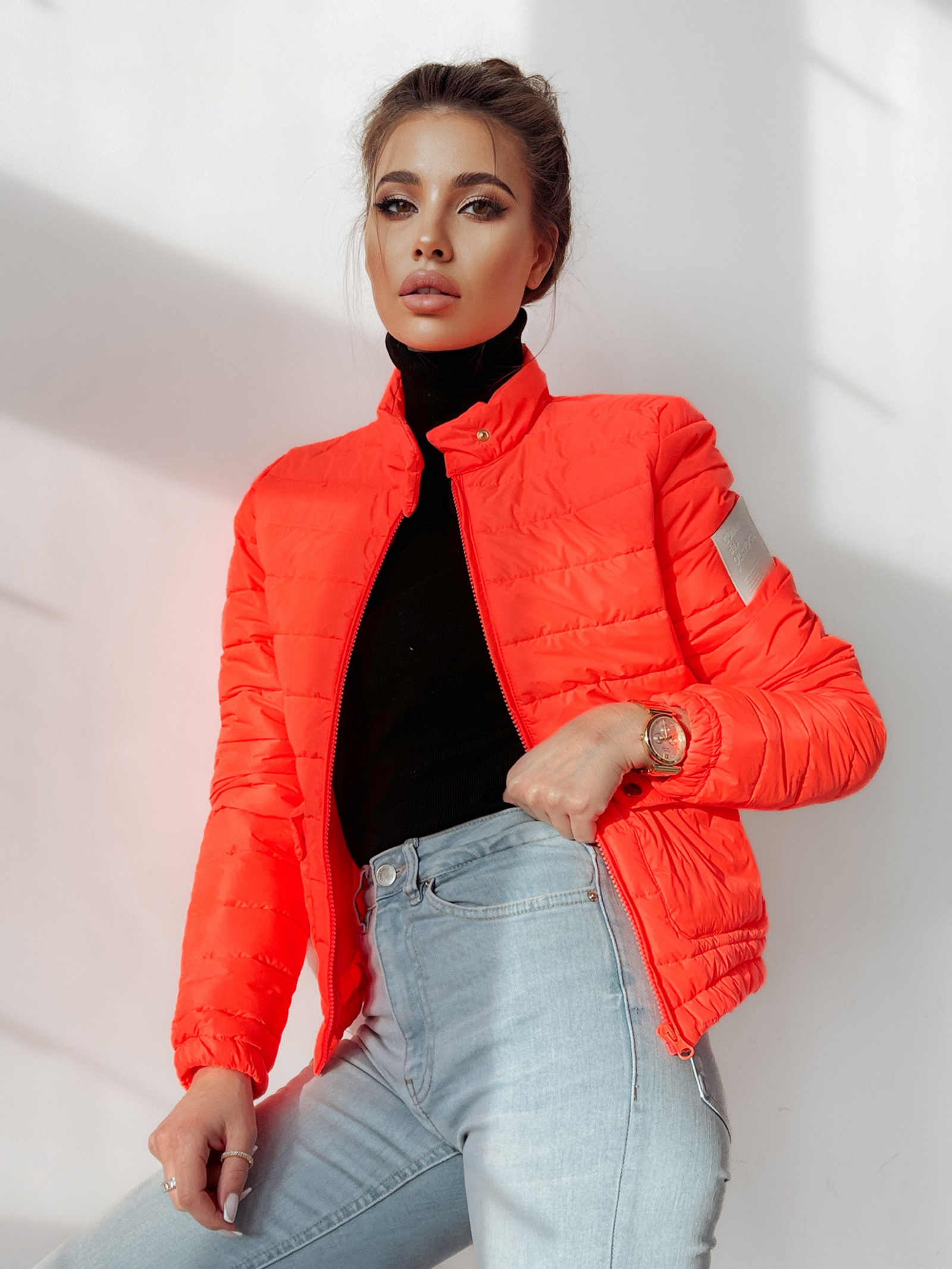 Kurtka pikowana Sara neonowa pomarańczowa Kurtka pikowana Sara neonowa pomarańczowa