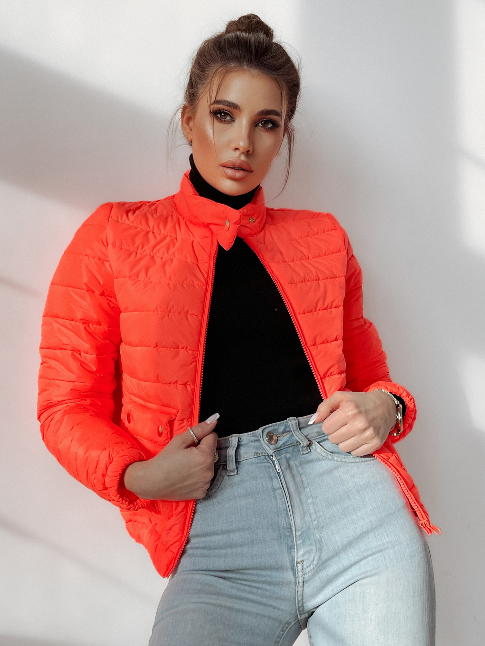 Kurtka pikowana Sara neonowa pomarańczowa Kurtka pikowana Sara neonowa pomarańczowa