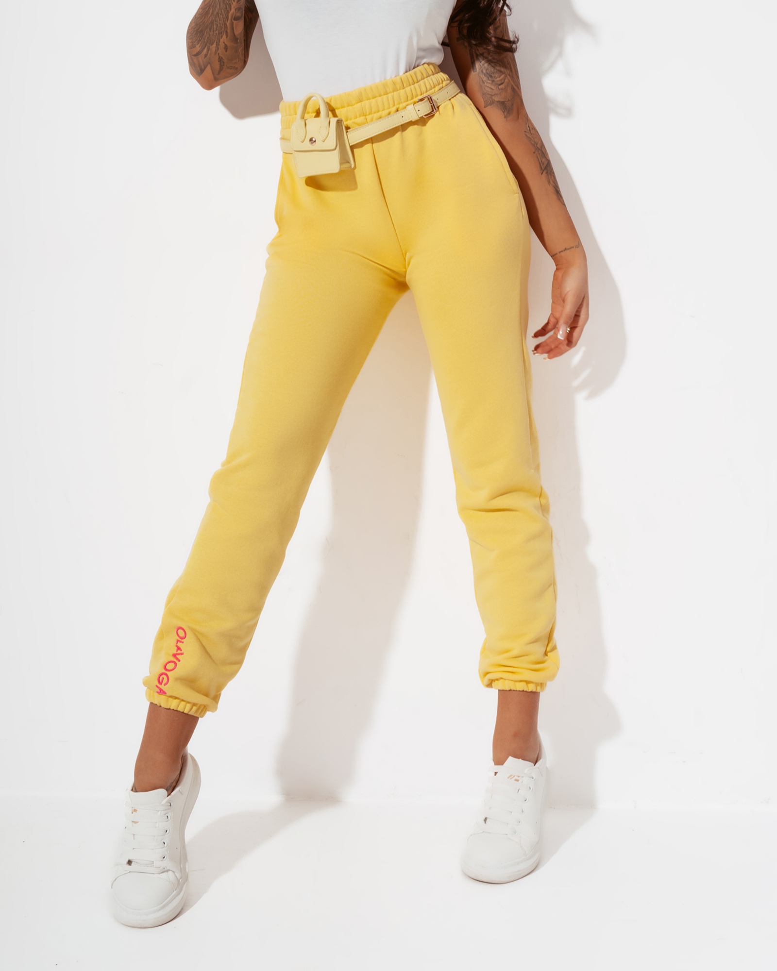 Spodnie ze ściągaczem Naomi O'la Voga żółte