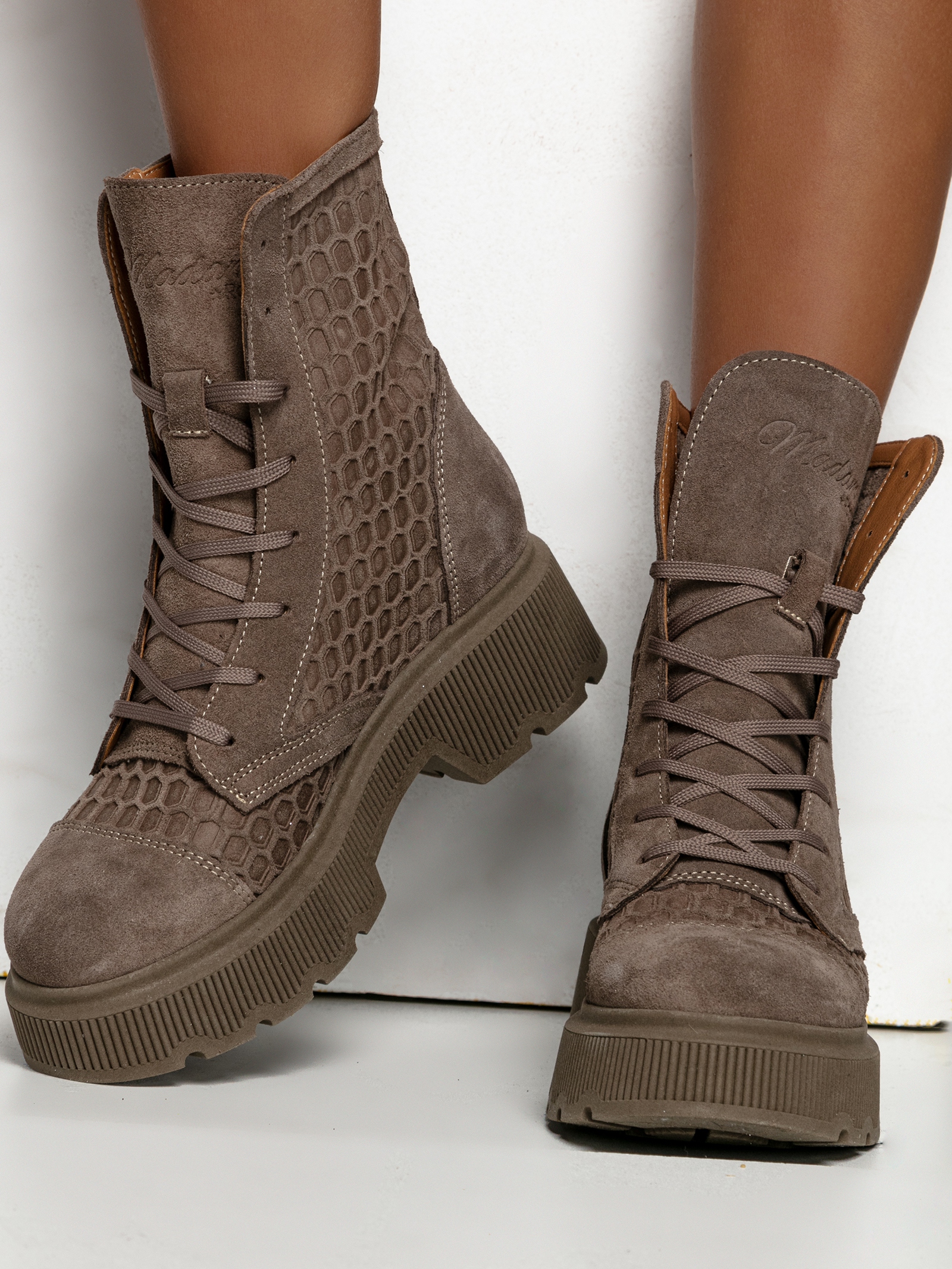 Workery skórzane Madam Comb ziemiste