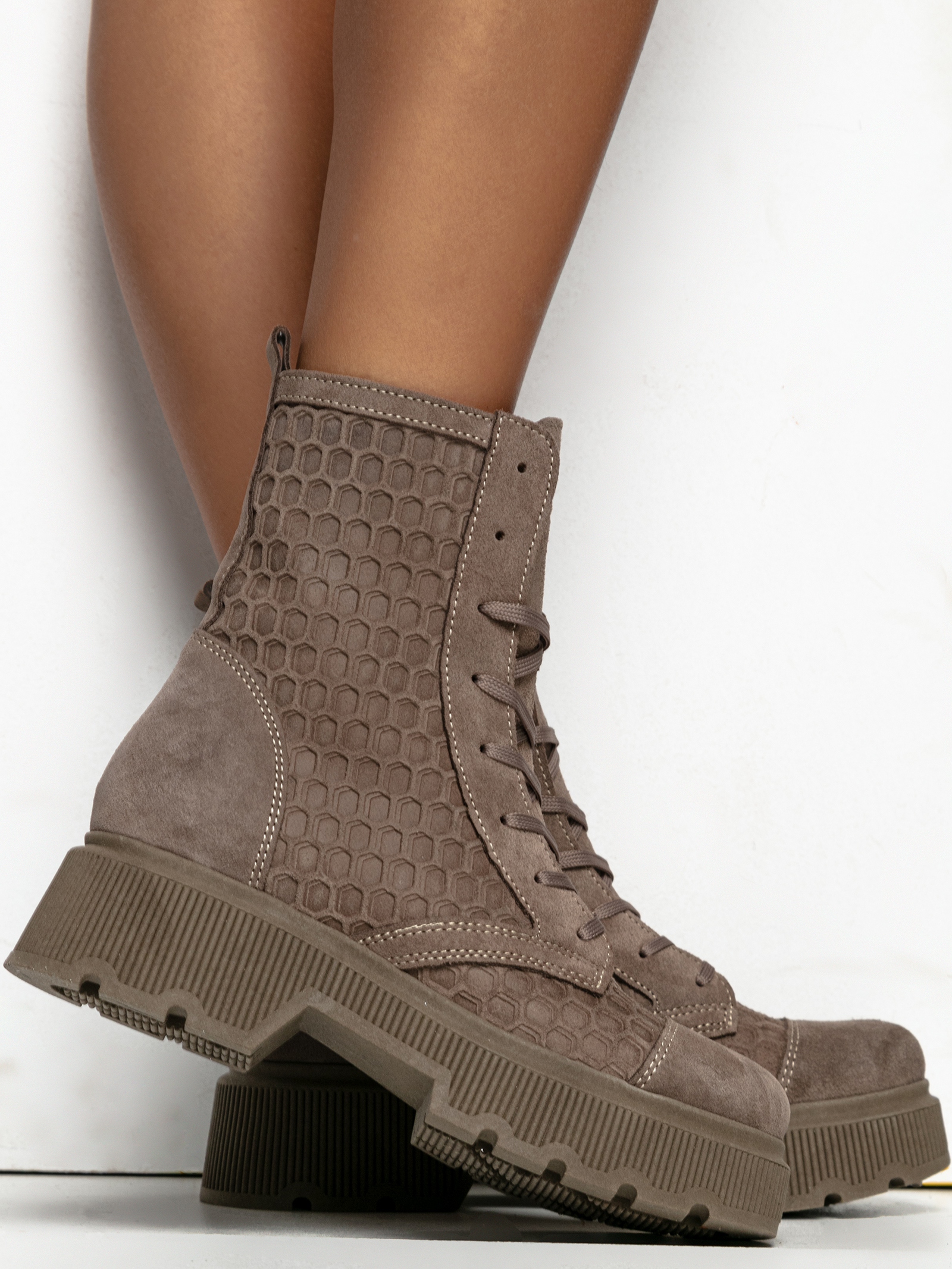 Workery skórzane Madam Comb ziemiste