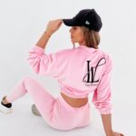 Komplet welurowy Zira O'la Voga pudrowy