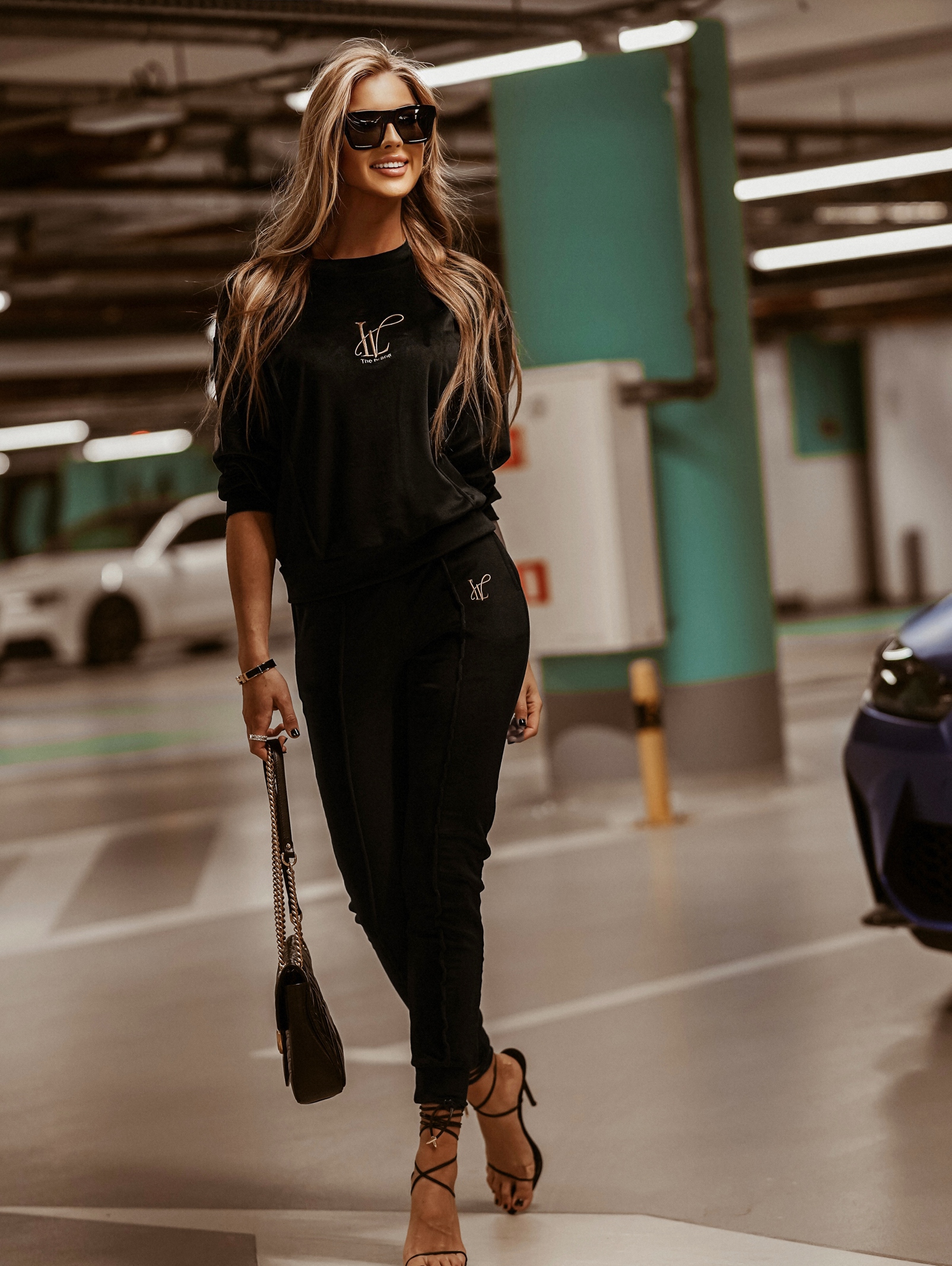 Komplet welurowy Ola Voga Gold Lv Woman czarny