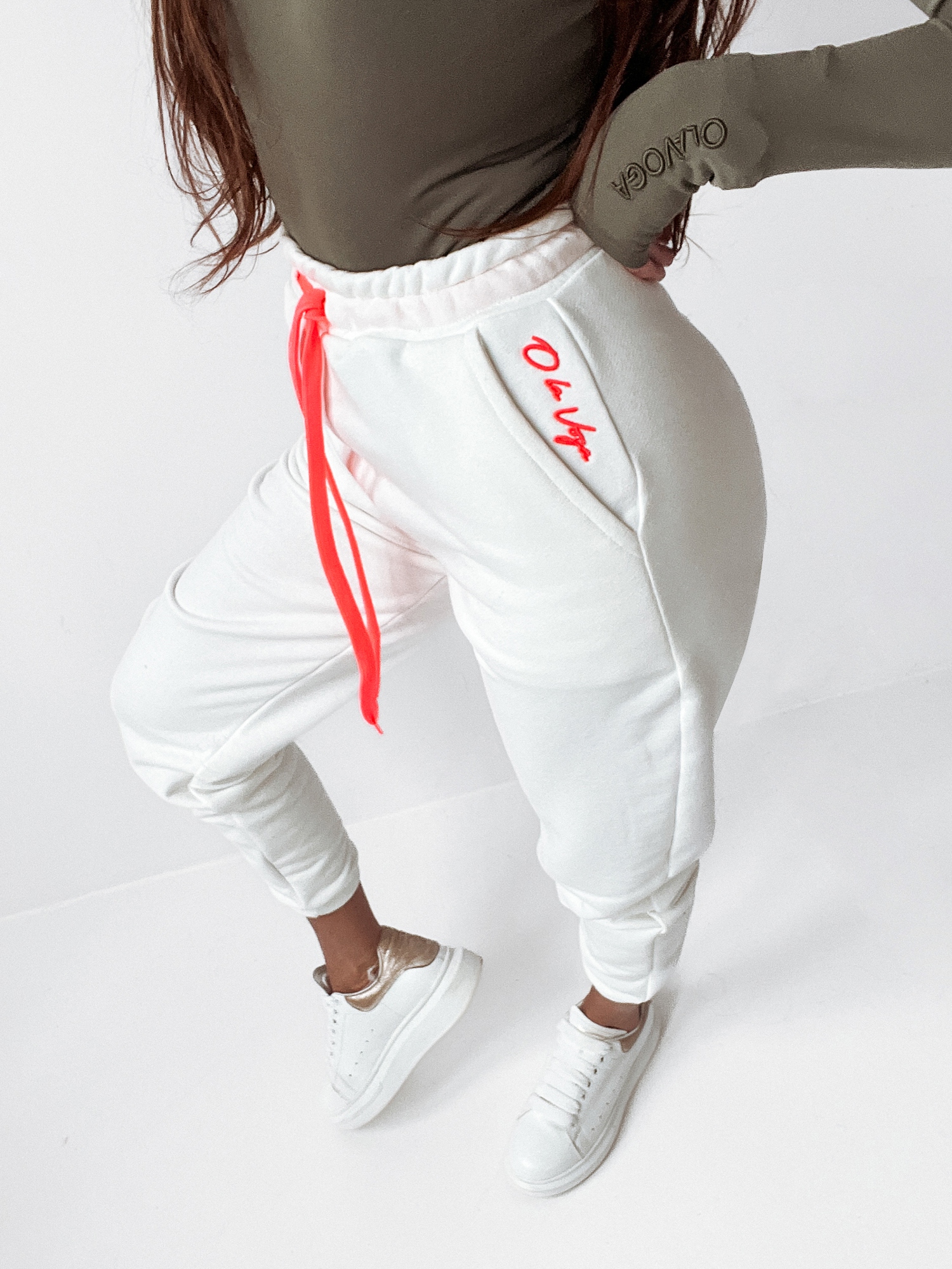 Spodnie dresowe Neon Ola Voga ecru
