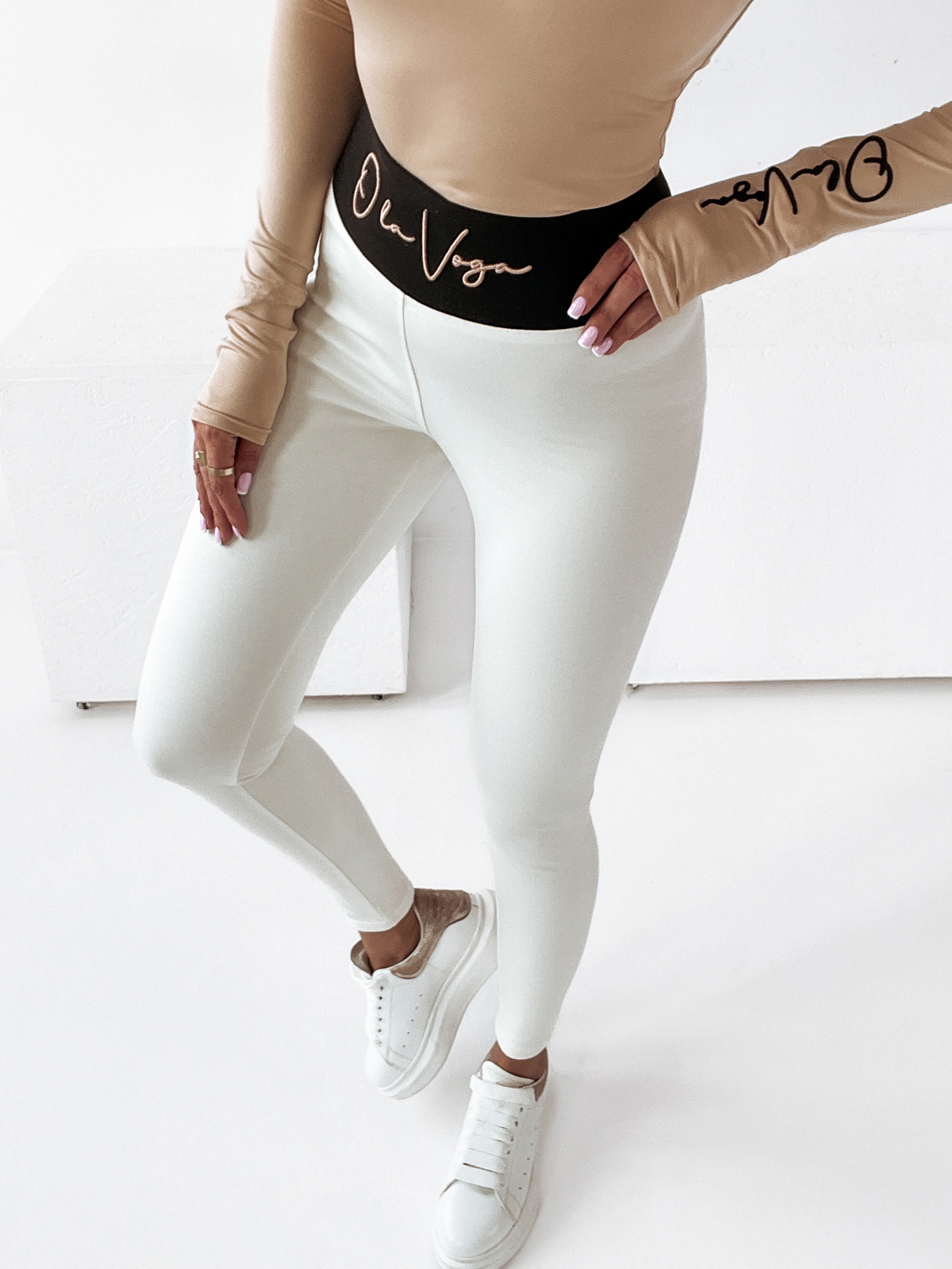 Legginsy modelujące Gold Logo Ola Voga ecru