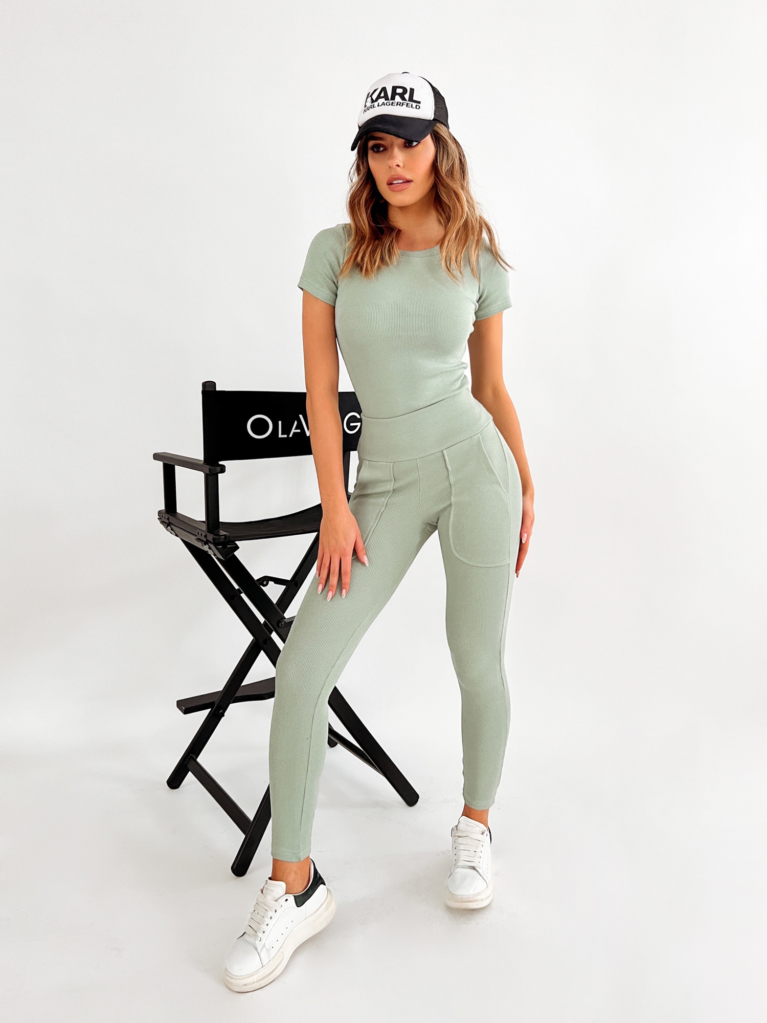 Komplet prążkowany Clara Ola Voga oliwkowy