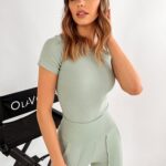 Komplet prążkowany Clara Ola Voga oliwkowy