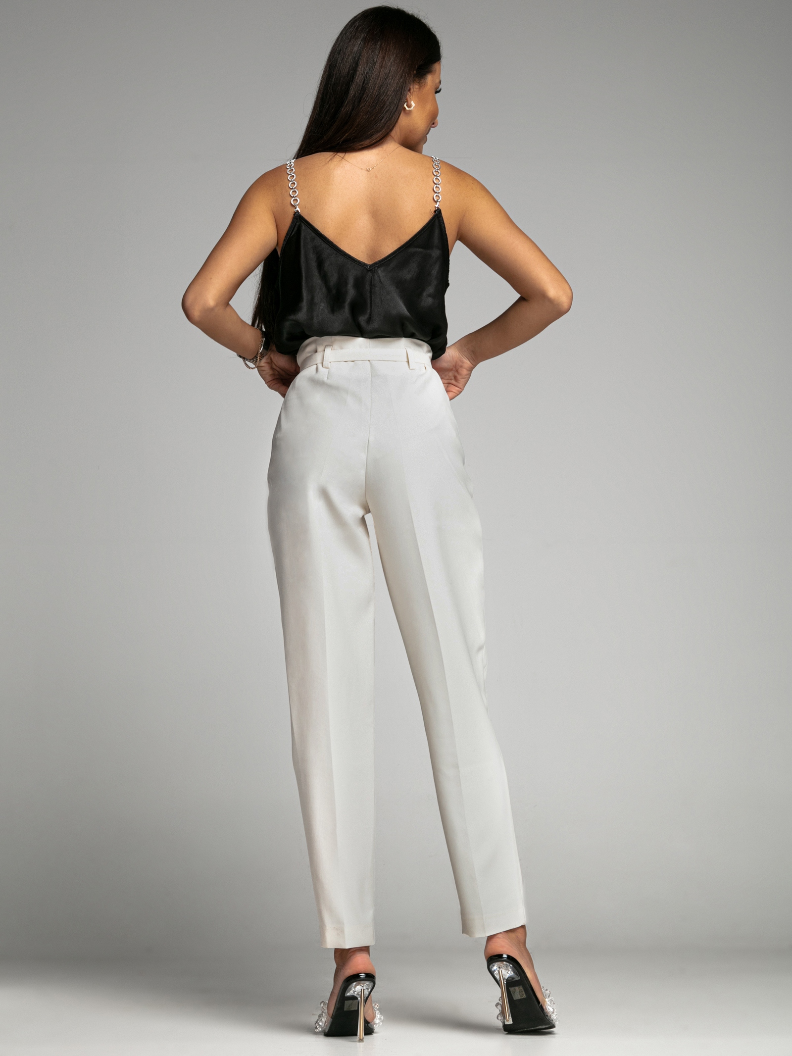 Top na ramiączka Pelabo czarny Top na ramiączka Pelabo czarny