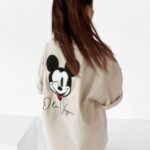 T-shirt oversize Ola Voga Our Mouse j.beżowy