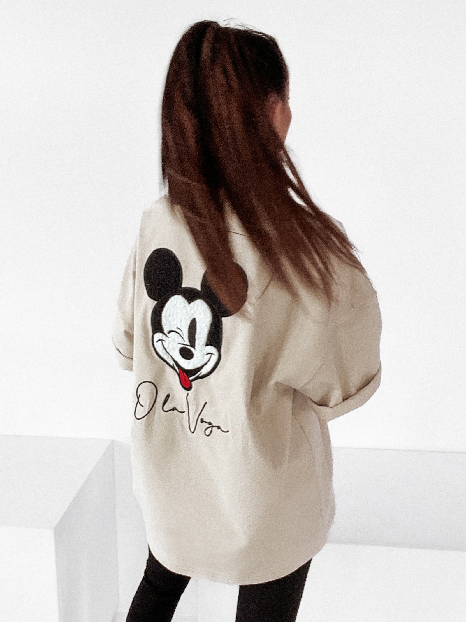 T-shirt oversize Ola Voga Our Mouse j.beżowy T-shirt oversize Ola Voga Our Mouse j.beżowy