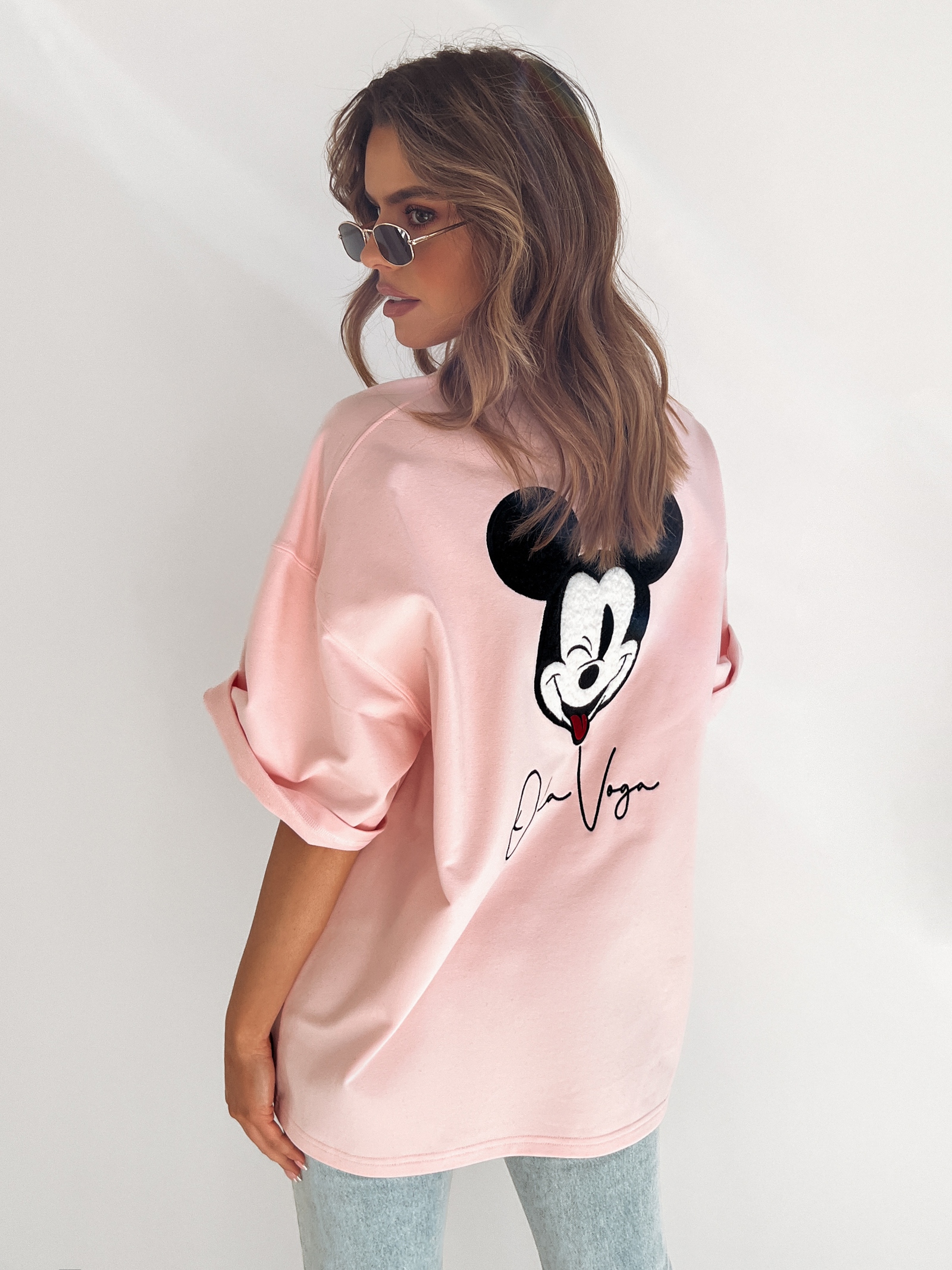 T-shirt oversize Ola Voga Our Mouse pudrowy