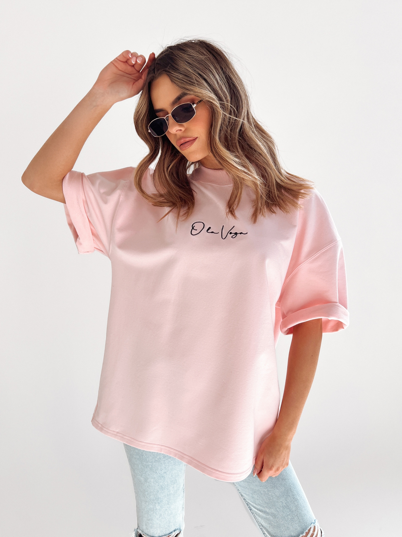 T-shirt oversize Ola Voga Our Mouse pudrowy