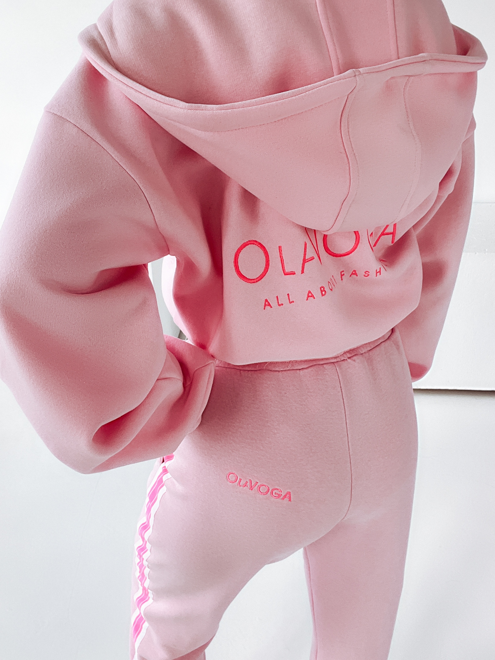 Spodnie dresowe Neon Lines Ola Voga pudrowy róż