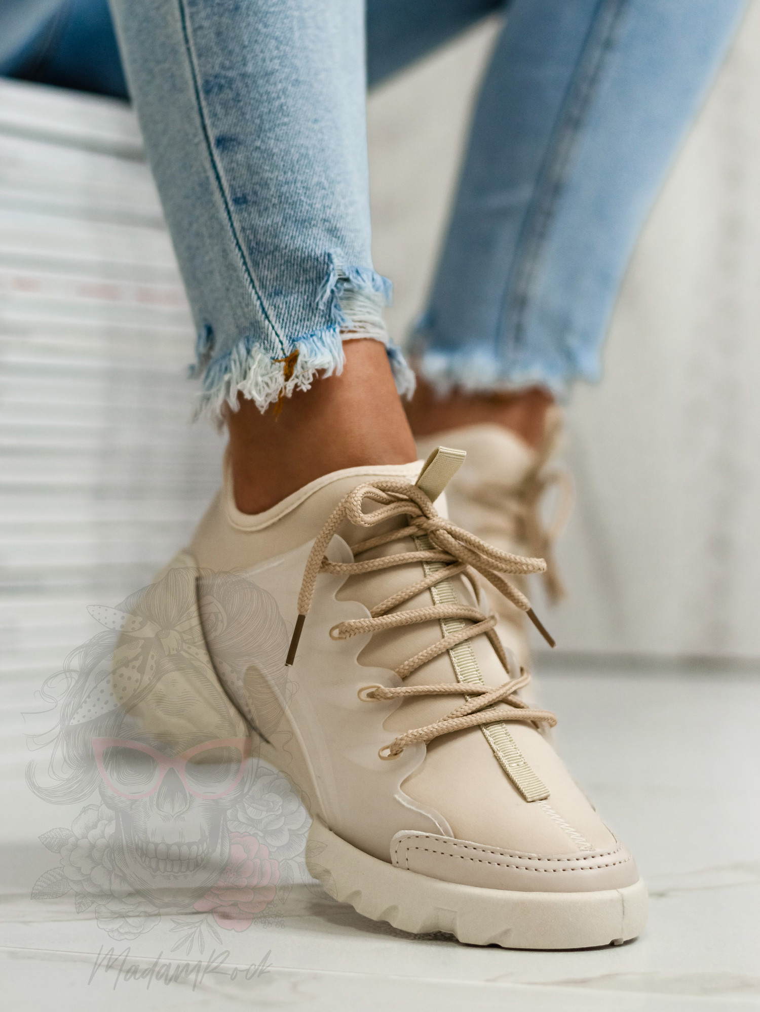 -WYPRZEDANE-Buty sportowe Madam Elsz beżowe