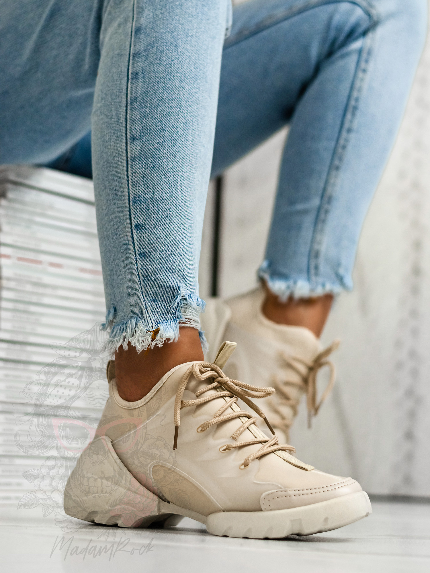 -WYPRZEDANE-Buty sportowe Madam Elsz beżowe