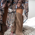 Botki z frędzlami Madam Maroco cappuccino