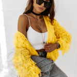 Sweter z frędzlami Marshi żółty