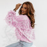 Sweter z frędzlami Marshi cukierkowy róż
