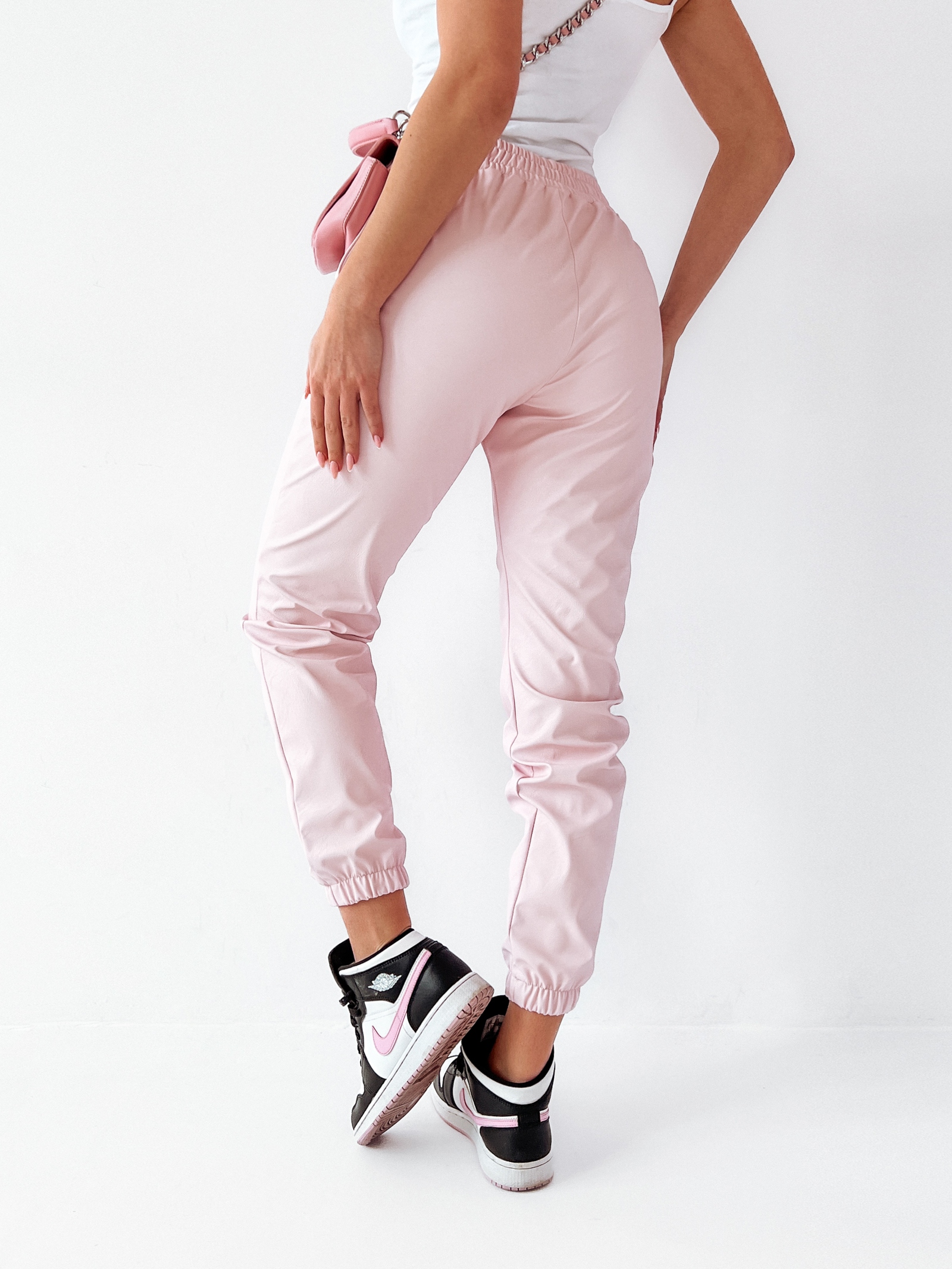 Spodnie skórzane Ola Voga Fresh Leather pudrowe Spodnie skórzane Ola Voga Fresh Leather pudrowe