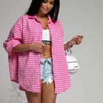 -wyprzedane-Koszula oversize w kratę Eleza różowa